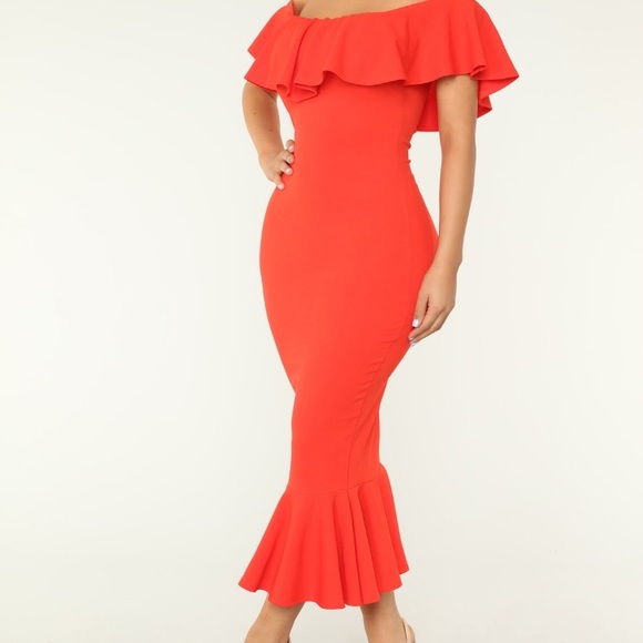 Beautiful fitted mermaid dress - Picture 3 of 4